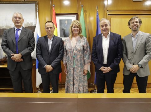 El Puerto de Huelva acogerá distintos proyectos en su zona de servicio para convertirse en un gran hub de energías renovables
