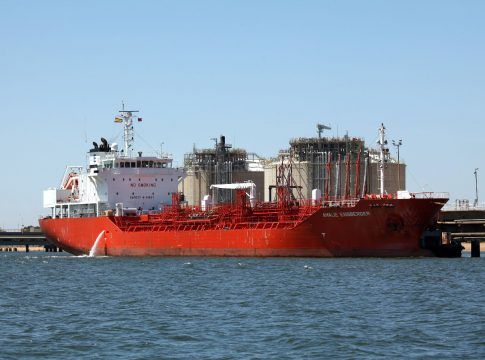 El Puerto de Huelva dispondrá de una nueva terminal de graneles líquidos en el puerto exterior