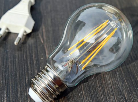 Precauciones ante las prácticas irregulares de comercializadoras de suministro eléctrico