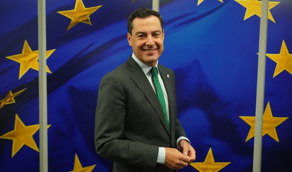 Moreno se marca como objetivo conseguir la soberanía energética para Andalucía y que esta comunidad sea referente en energías renovables