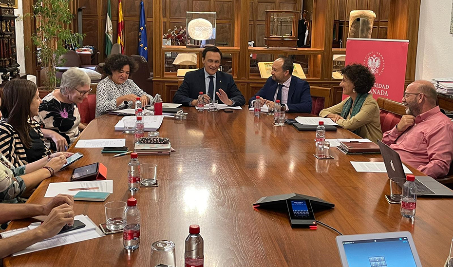 La Junta promocionará con una marca única la calidad de las universidades públicas andaluzas en ferias y eventos internacionales