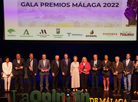 Moreno asiste a los Premios de La Opinión de Málaga que reconocen el talento y la riqueza artística, cultural y deportiva de esta provincia