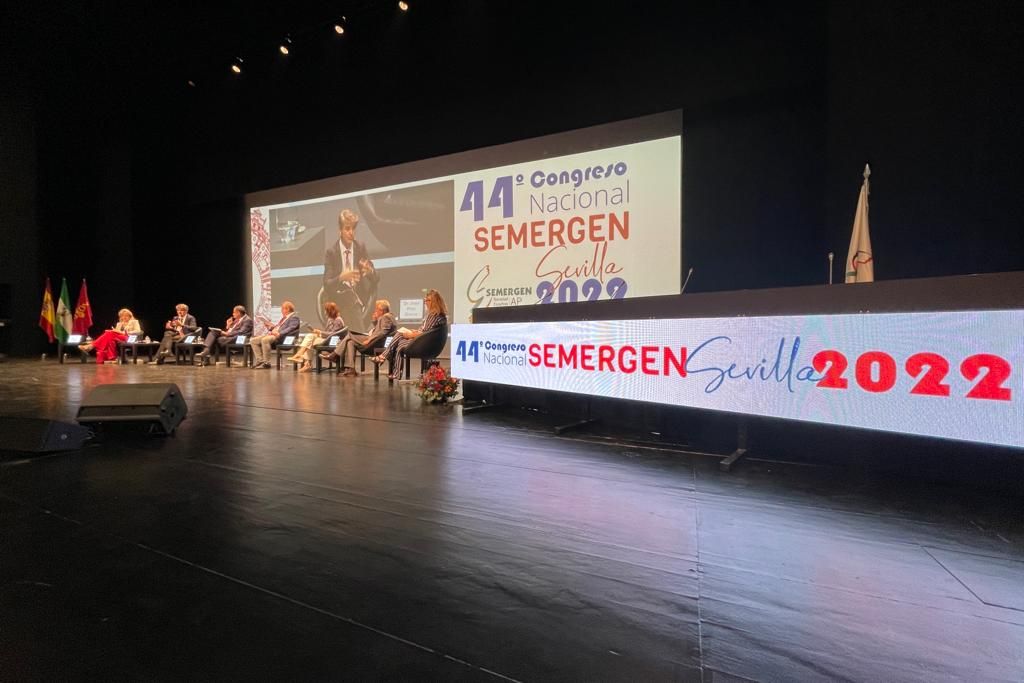 “Es muy importante abrir vías de diálogo y debate que generen consenso, conocimiento y ayuden a fortalecer la equidad en la Atención Primaria”