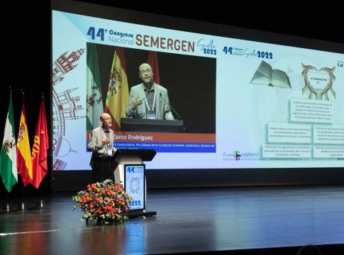 “El humanismo del médico de familia es uno de los aspectos más íntimos y directamente relacionados con la especialidad, es una seña de identidad de la misma y es necesaria para recuperar los valores esenciales de la profesión”