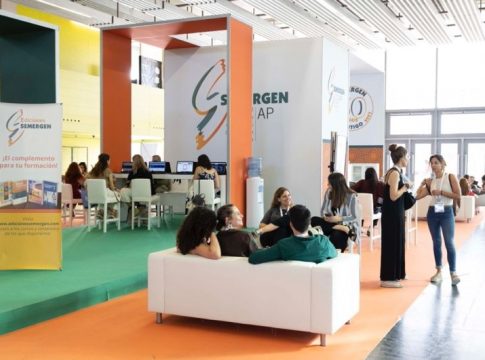 “Ser tutor de medicina de familia , en este momento, no es fácil, ni motivador, pero tenemos la obligación de hacerlo , como lo hicieron con nosotros y desde luego Semergen , ofrece su apoyo para facilitar esta función”