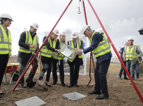 <a><strong>Friportsur invierte 34 millones en el Hub Logístico del Frío en el Puerto de Huelva con el apoyo de la Junta</strong></a>