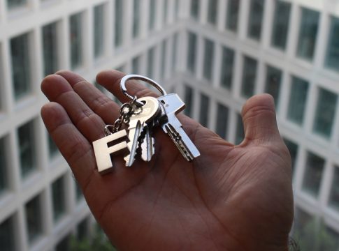 Consumo detalla las claves y cautelas a la hora de contratar un préstamo hipotecario