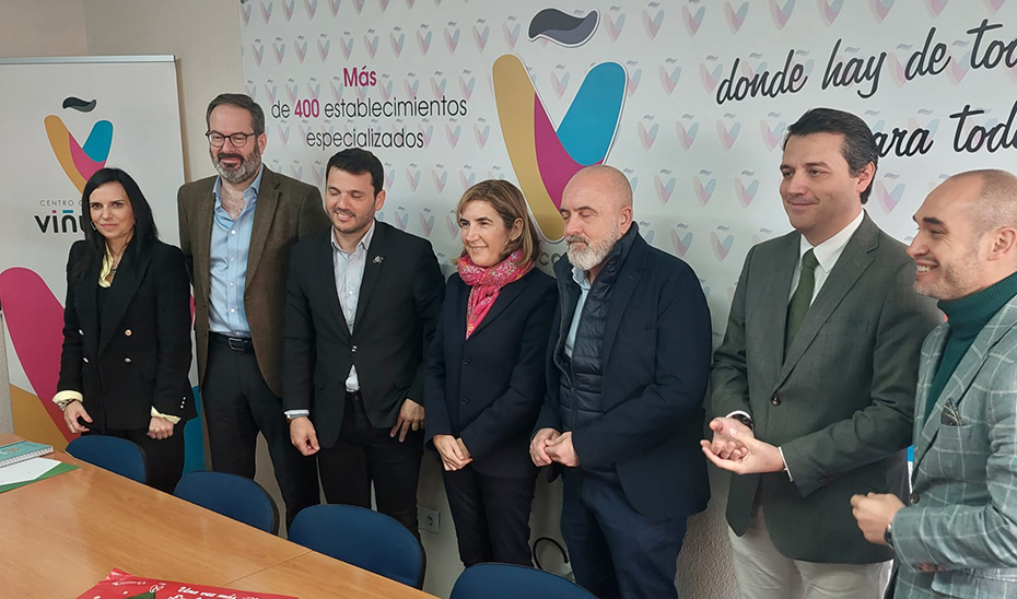 Empleo respalda al comercio con 11,7 millones para asociaciones, empresas y ayuntamientos