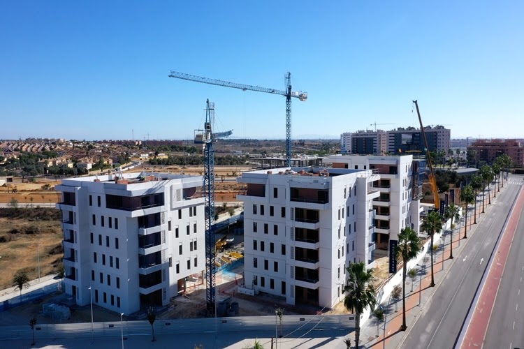 La construcción de los primeros proyectos de AEDAS Homes en Entrenúcleos (Dos Hermanas) avanzan a muy buen ritmo: más de 230 viviendas 