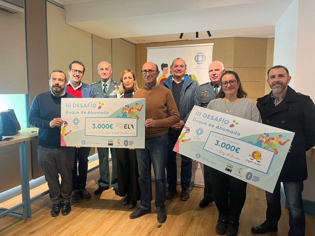 <strong>Fundación Grupo Oleícola Jaén, entrega los cheques solidarios con el dinero recaudado en el III Desafío Duque de Ahumada.</strong>