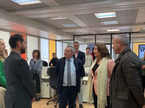 LifeWatch ERIC lidera tecnológicamente la misión del primer nanosatélite andaluz, que será lanzado en octubre de este año para monitorizar el impacto de la agricultura, ganadería y pesca en la gestión sostenible de la biodiversidad y los ecosistemas