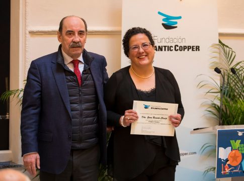 Gema Bocardo recibe el primer premio del Concurso de Relato Corto ‘Hablando en Cobre’ de la Fundación Atlantic Copper