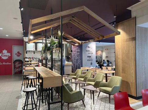 <strong>Grupo Abades amplía su oferta hostelera con la incorporación de las cafeterías Tim Hortons a sus áreas de servicio</strong>