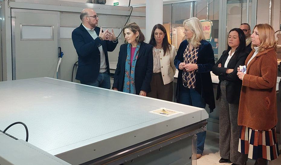 Empleo diseñará acciones formativas específicas ante la demanda de trabajadores del sector de la piel