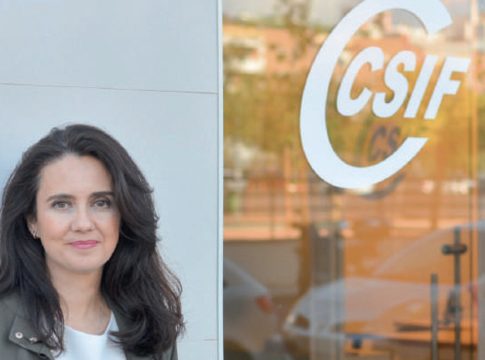Elena García Fernández: “Los docentes demandan que se les valore como lo que son: Los encargados de formar a la sociedad del mañana”