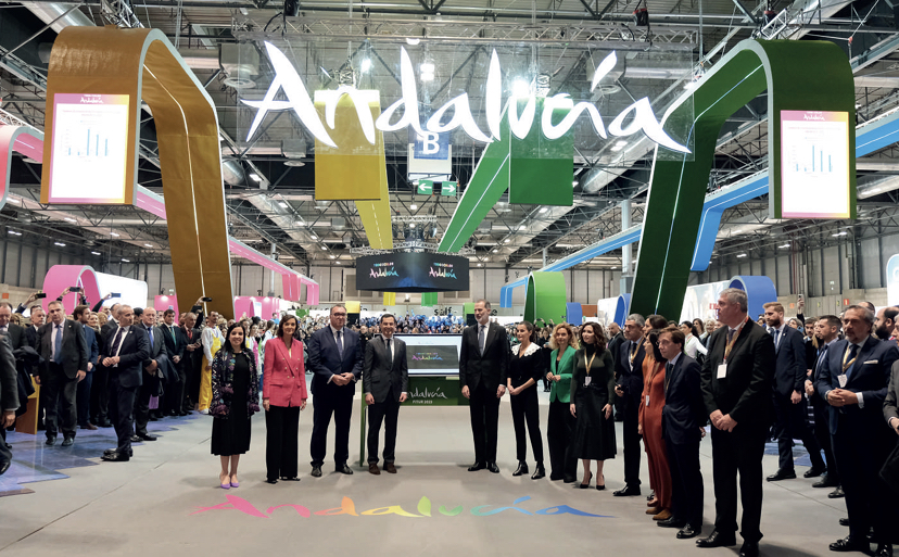 Andalucía gana en FITUR el premio a la sostenibilidad con su pabellón inteligente