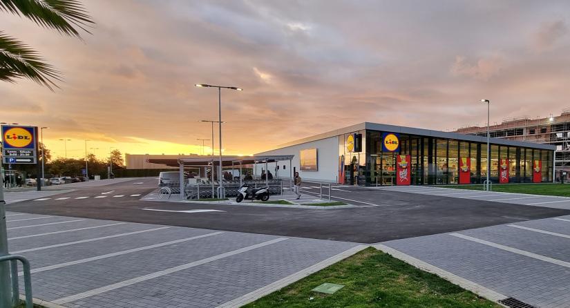 Lidl abre su nueva tienda en Málaga capital tras invertir cerca de 3 millones de euros y crear 21 nuevos empleos