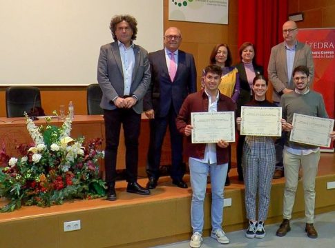 La Cátedra Atlantic Copper premia los mejores trabajos de economía circular y eficiencia de procesos productivos