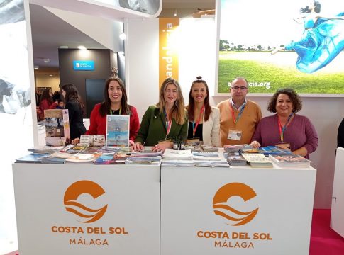 Costa del Sol promociona en la feria Navartur de Pamplona la oferta turística de la provincia de Málaga