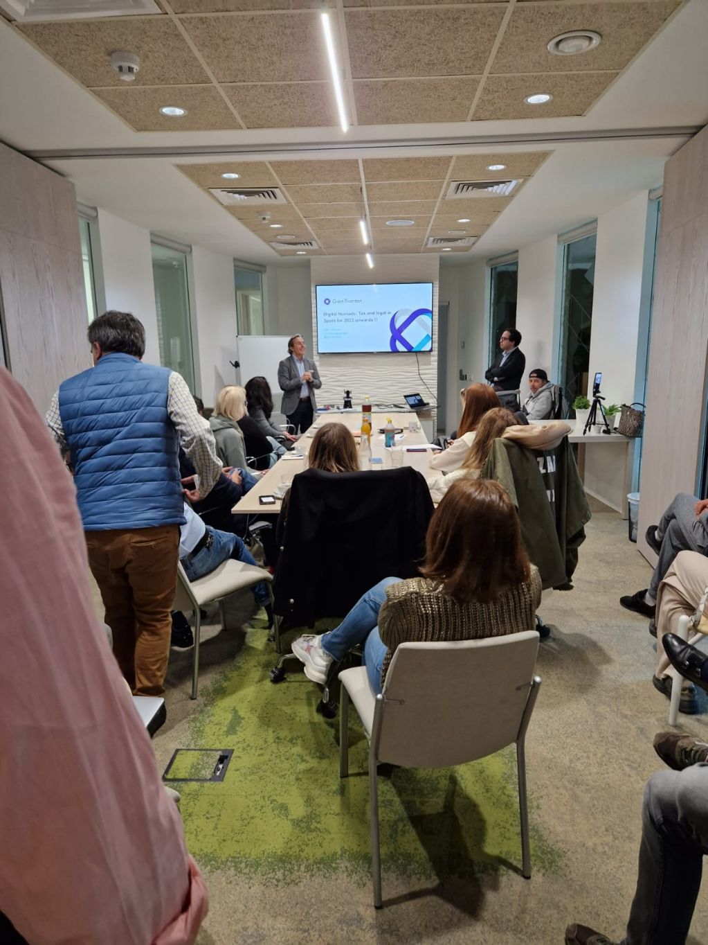 <strong>Una treintena de empresarios extranjeros aprenden  en Marbella cómo instalar sus empresas en España</strong>