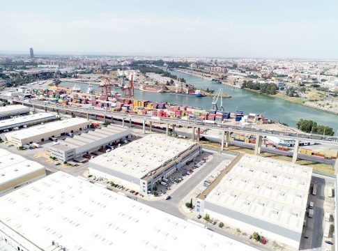<a><strong>La ZAL del Puerto de Sevilla celebra sus 20 años con un crecimiento del 8,3 % en la facturación y previsión de nuevas inversiones para naves logísticas</strong></a>