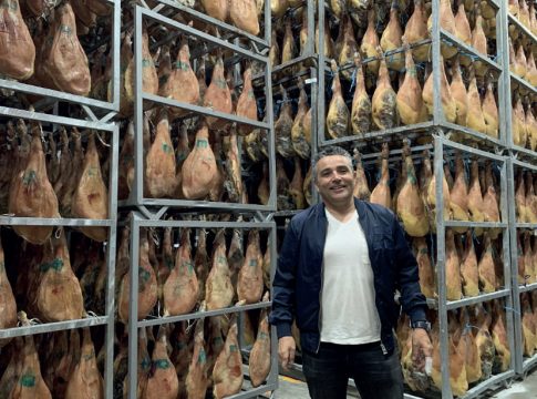 Julio Orantes: “Tradición, calidad e innovación: ingredientes de Cárnicas Zurita desde 1970”