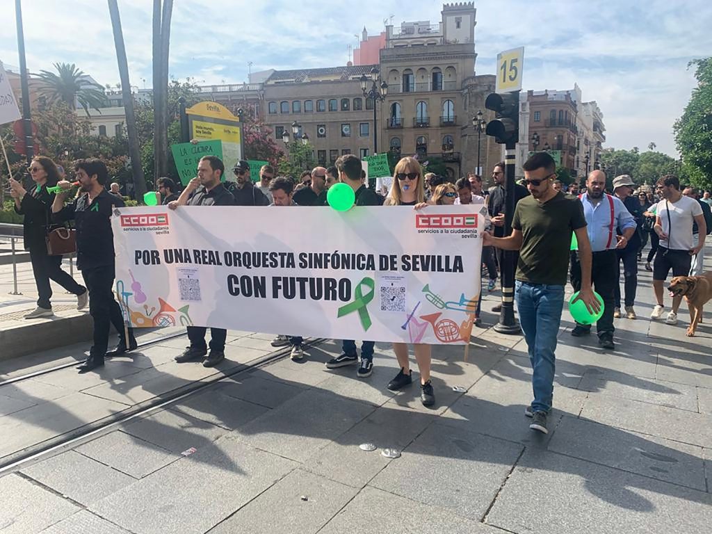 <strong>Marcha protesta en apoyo a la Real Orquesta Sinfónica de Sevilla</strong>