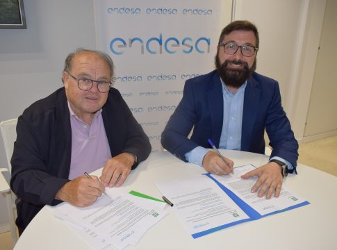 ENDESA Y LA UNIÓN DE CONSUMIDORES DE ANDALUCÍA FIRMAN UN ACUERDO DE COLABORACIÓN PARA AGILIZAR LAS TRAMITACIONES DE LOS CLIENTES