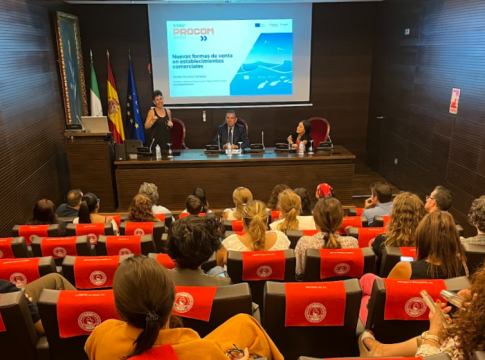 La Cámara de Sevilla fomenta la inserción laboral y el emprendimiento en el comercio