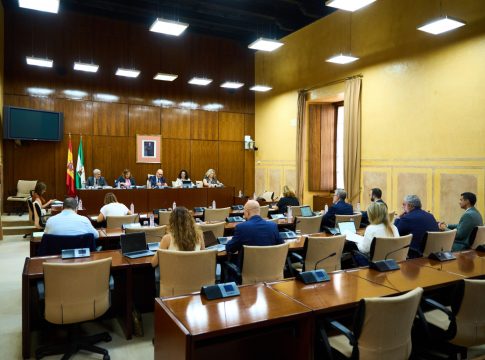 Rocío Blanco recalca que reducir el paro juvenil es prioridad absoluta para el Gobierno andaluz