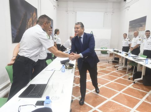 Antonio Sanz solicita 125 agentes en comisión de servicio para la Policía Adscrita al Ministerio del Interior