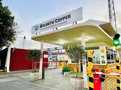 La memoria de RSC 2022 de Atlantic Cooper "La conductividad social del cobre" refleja su liderazgo en la producción responsable de cobre refinado y ácido sulfúrico