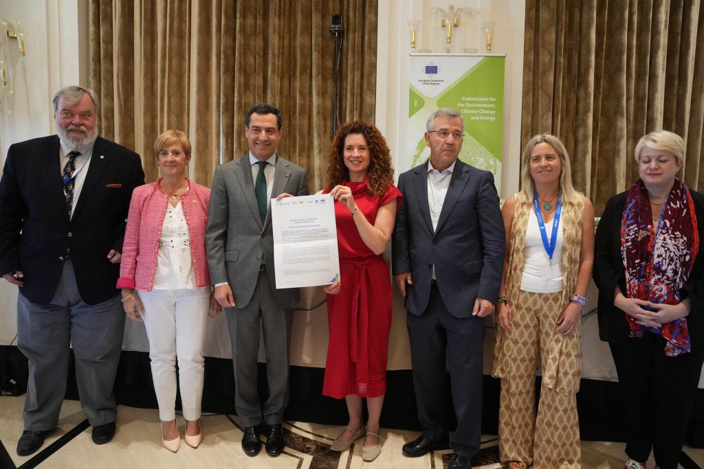 Moreno recaba apoyos en la UE para que se reconozca la singularidad climática de Andalucía y facilite fondos para luchar contra sus efectos