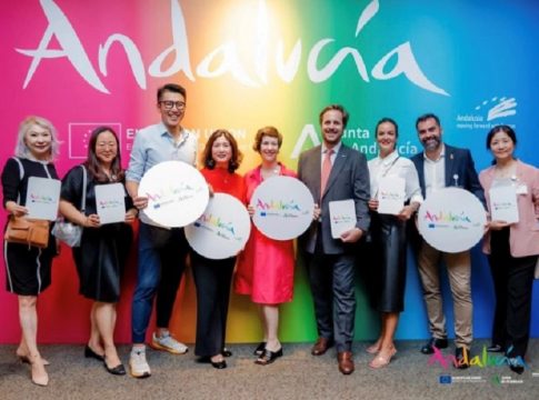 Costa del Sol participa en una de las ferias turísticas más relevantes de China y en unas jornadas profesionales de la India para reforzar su posicionamiento como destino de lujo