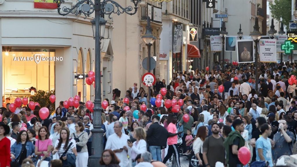 Más de 400 inscritos, más de 80 asociaciones de comerciantes y más de 30 centros comerciales abiertos, las cifras del I Congreso Andaluz de Comercio