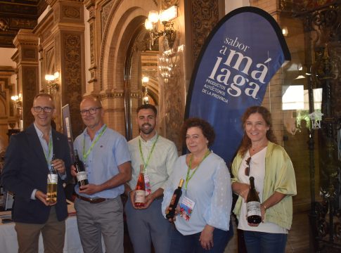 Los vinos de Málaga conquistan Sevilla