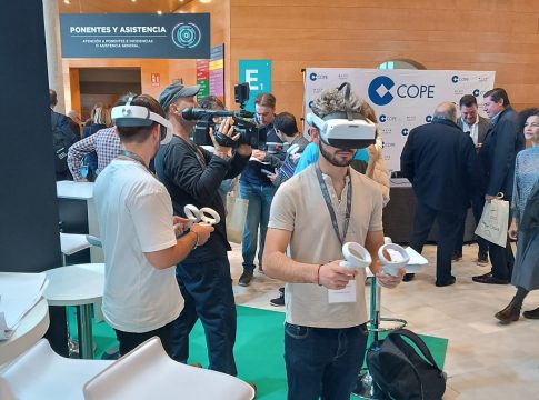 Empleo presenta en el Congreso de Inteligencia Artificial las gafas de realidad virtual