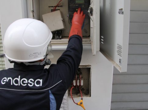Endesa ha invertido en las zonas más afectadas por el fraude de Sevilla 11,5 millones de euros