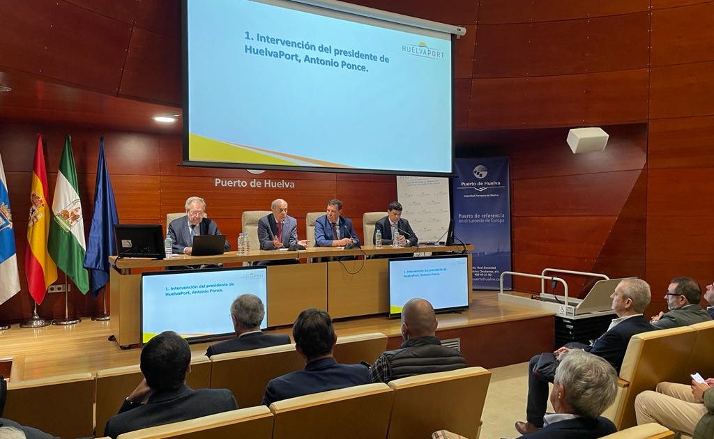 La Asociación HuelvaPort, integrada por las empresas de la Comunidad Portuaria de Huelva, presenta su Plan de Acción para 2024