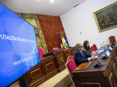 El proyecto de presupuestos de la Diputación de Córdoba para 2024 alcanza los 302,6 millones de euros, la cifra más elevada de su historia