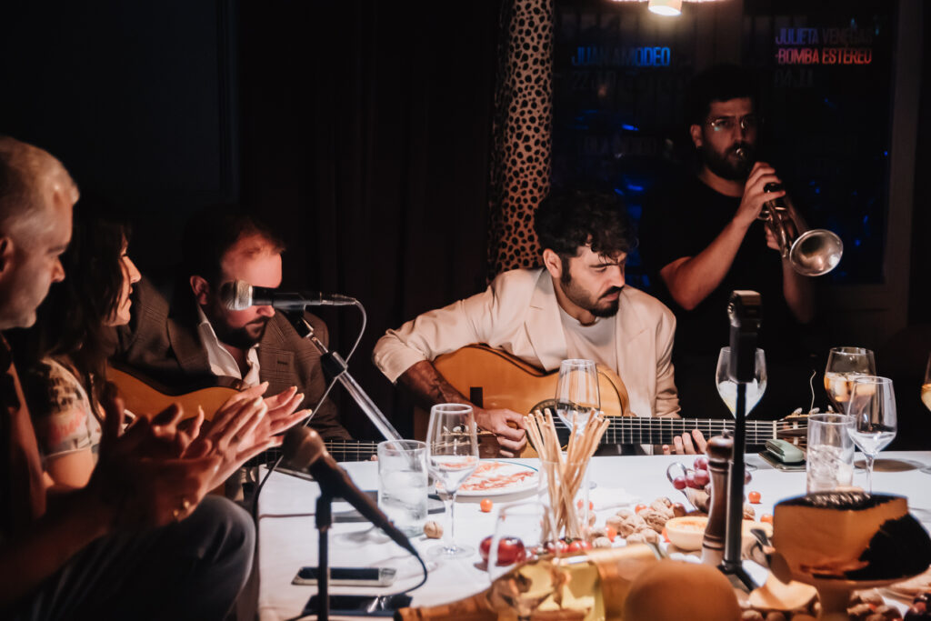 Icónica Sevilla Fest y Hotel Colón de Gran Meliá presentan la III Edición de "Las noches icónicas del Colón", que vuelven de la mano de Chabuco & Daniel Casares,  María Terremoto y Joselito Acedo