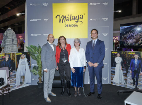 Málaga de Moda y la Asociación de Creadores de Moda de España firman un acuerdo en la MBFWM para impulsar la artesanía de la provincia