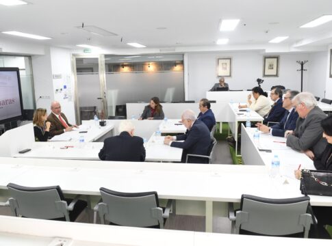 Las Cámaras de Comercio se suman al no a la tasa turística en Andalucía