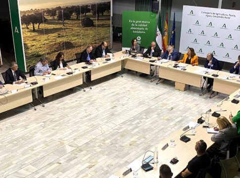 La Mesa de Interlocución de Pesca aprueba la inyección de liquidez al sector con un paquete de medidas de 40 M€