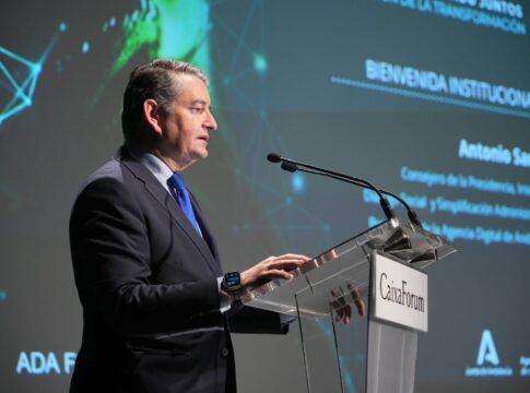 La Junta ha ahorrado 125 millones de euros con la supresión de certificados en papel