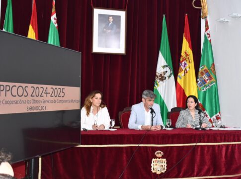 Sebastián Hidalgo informa del Plan Provincial de Obras y Servicios a representantes municipales y personal técnico