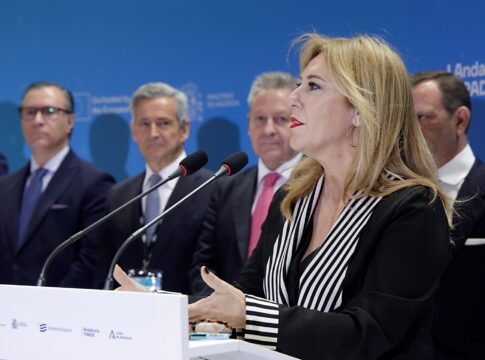 ADM Sevilla cierra con récord de 1.343 participantes de 29 países e impulsa el negocio de la industria aeroespacial en Andalucía y España