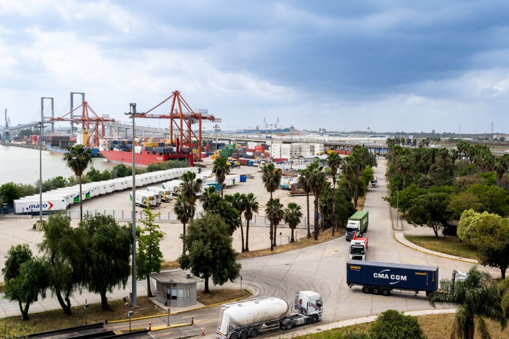 La Autoridad Portuaria de Sevilla aprueba nuevos desarrollos para la logística del transporte