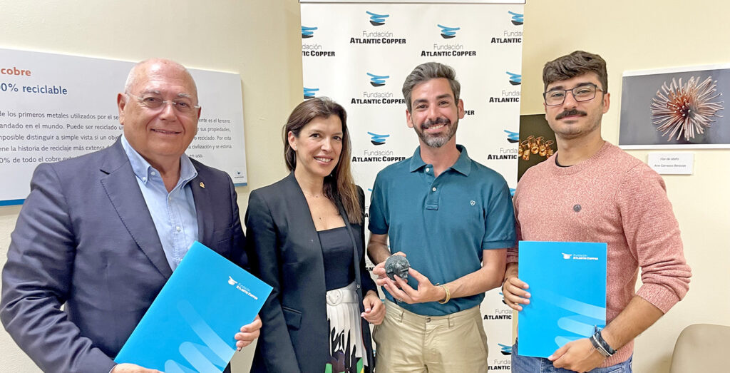Fundación Atlantic Cooper y Arqueo Huelva reproducen el Carro Tartésico del yacimiento de La Joya