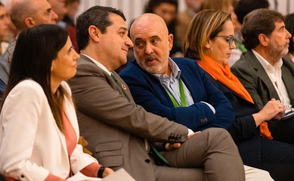 La Confederación Comercio Andalucía pide a la Junta y a la FAMP que se incluya a los comerciantes en la mesa en la que se debatirá la tasa turística